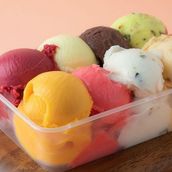 One kilo of assorted Arabic ice cream