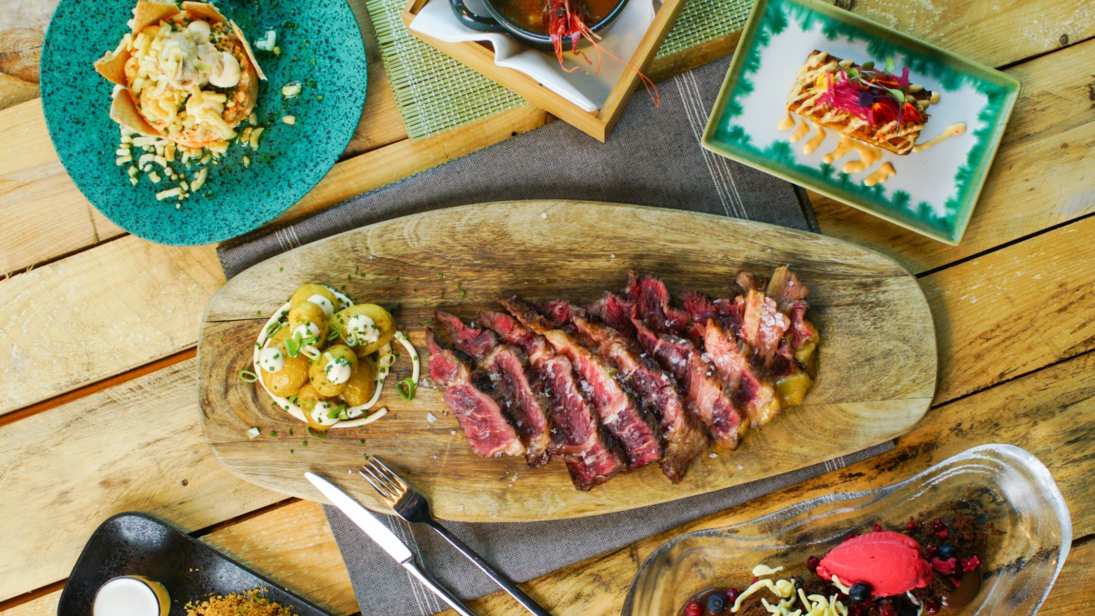 Alcedo Bistro & Bar