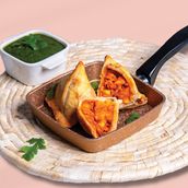 Samosa Buttered Chicken