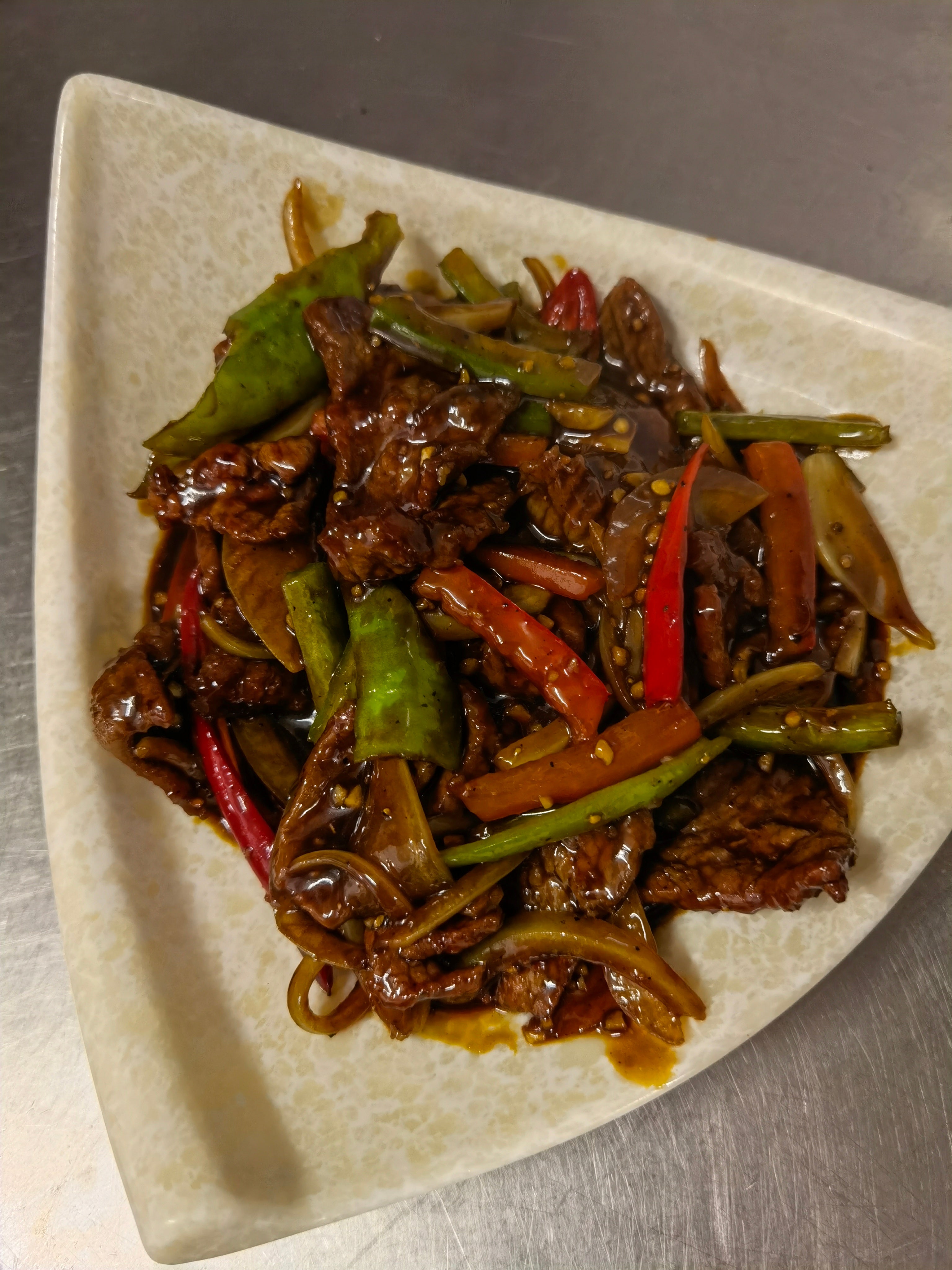 Beef with Black Pepper Sauce