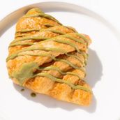 Pistachio Croissant