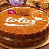 Lotus Cake