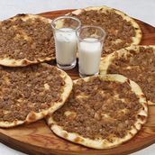 Moujarmashah with Pomegranate