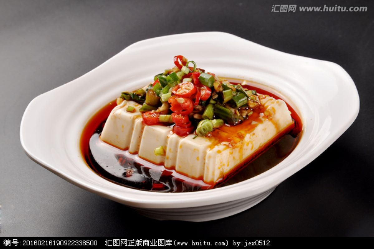 Preserved Egg with Tofu  皮蛋豆腐