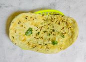 Garlic naan bread