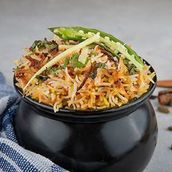 Paneer Hydrabadi Dum Biryani