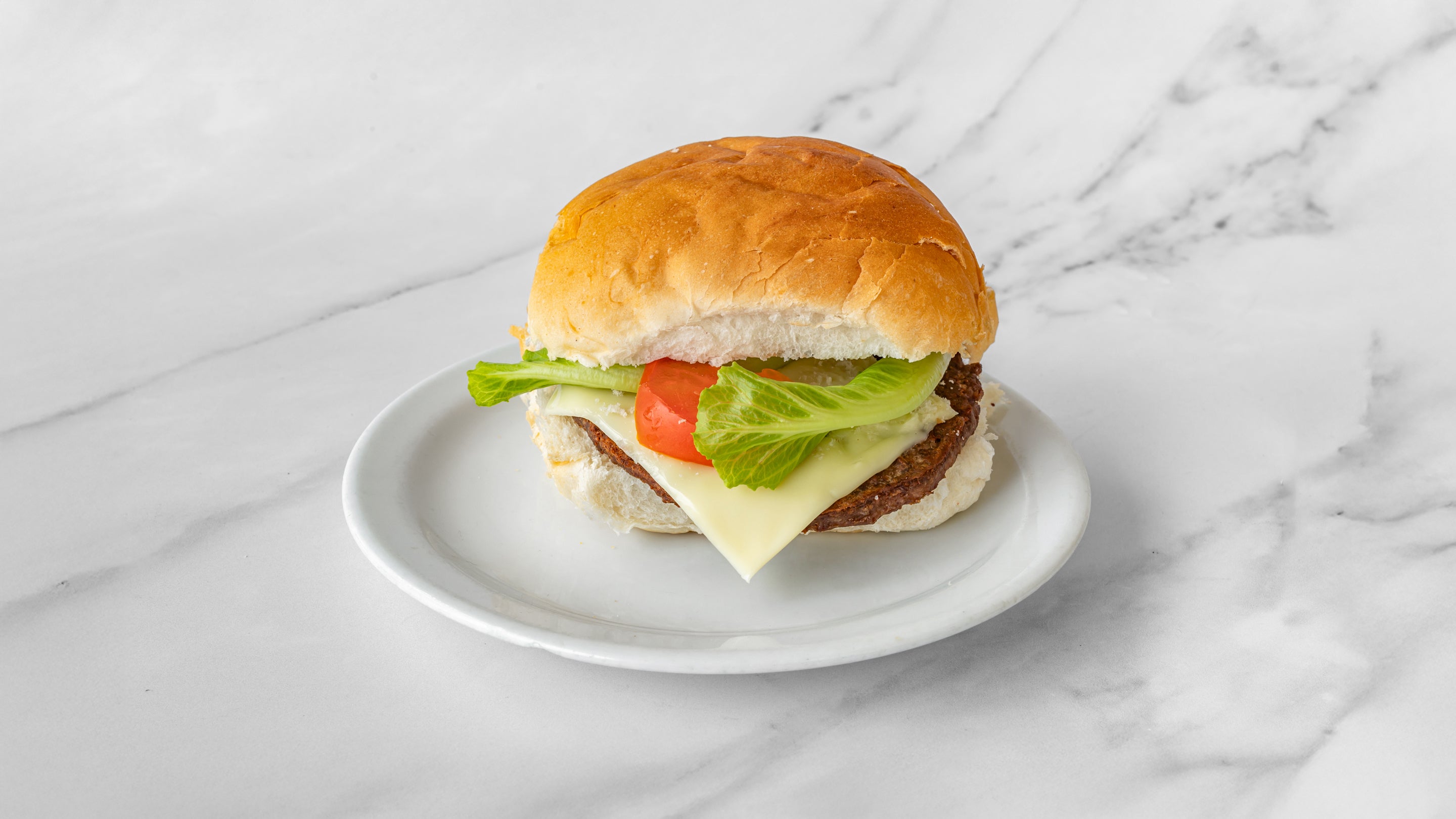 1/4lb Cheese Burger and Salad