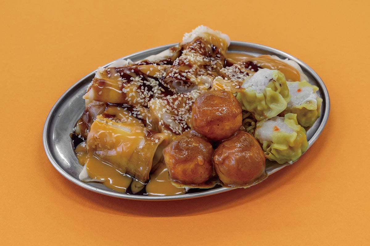 Rice Noddle Roll with Fishball or Pork Dumpling 魚蛋燒賣腸粉