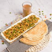 Egg Bhurji with Tea and Roti or Pratha