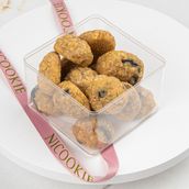 Raisin and Oat Cookies Jar