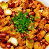 Kung Pao Chicken (Fried Chicken with Lomi  and Pepper)
