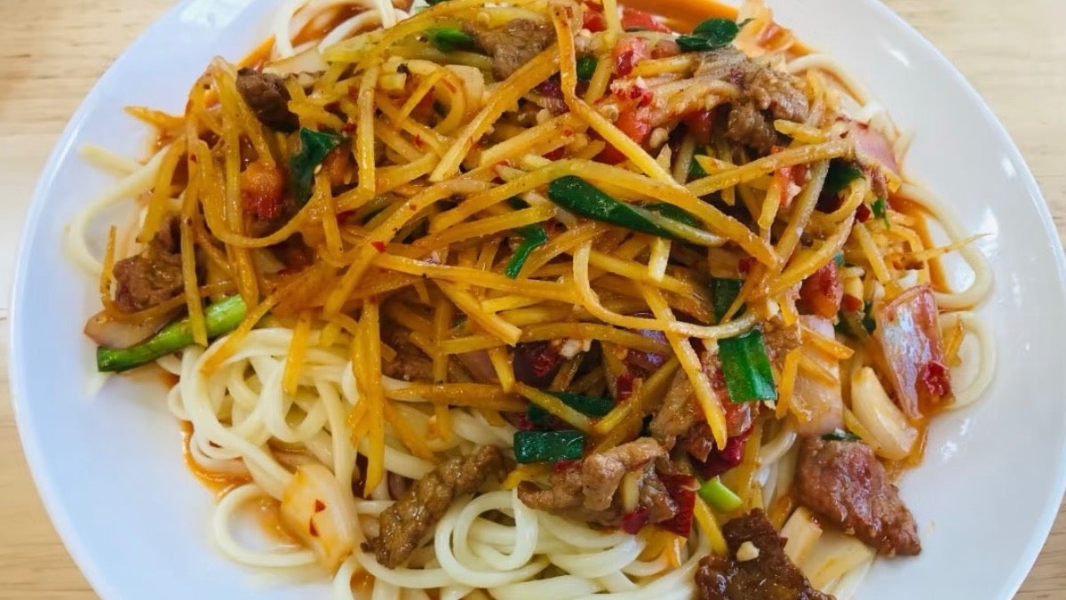 Potato with dried chilli Leghmen