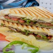 Classic Vegetable Sandwich Meal