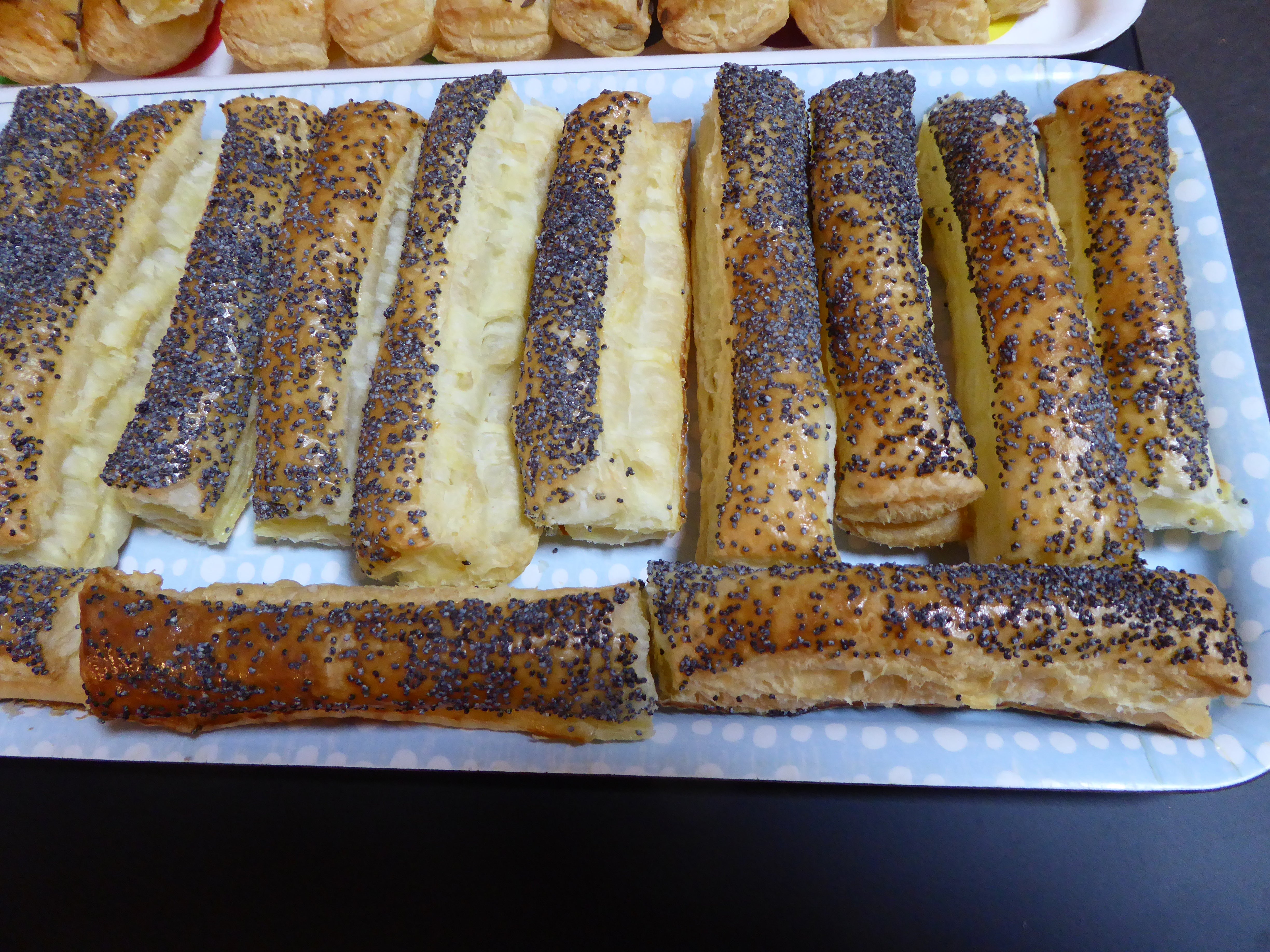 Savoury Poppy Seeds Sticks- Sós Rudacska-Seretele cu mac