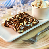  Brownie chocolate with ice cream