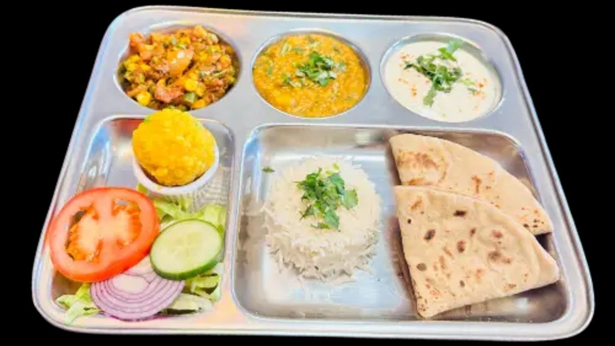 Chole Bhindi Zaika Thali