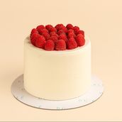 Raspberry Cake 800 Grams