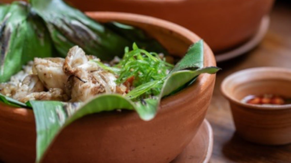 Jumbo Crab Meat with Crispy Lard & Shallots