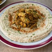 Hummus With Chicken