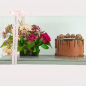 Ferro Cake With Roses