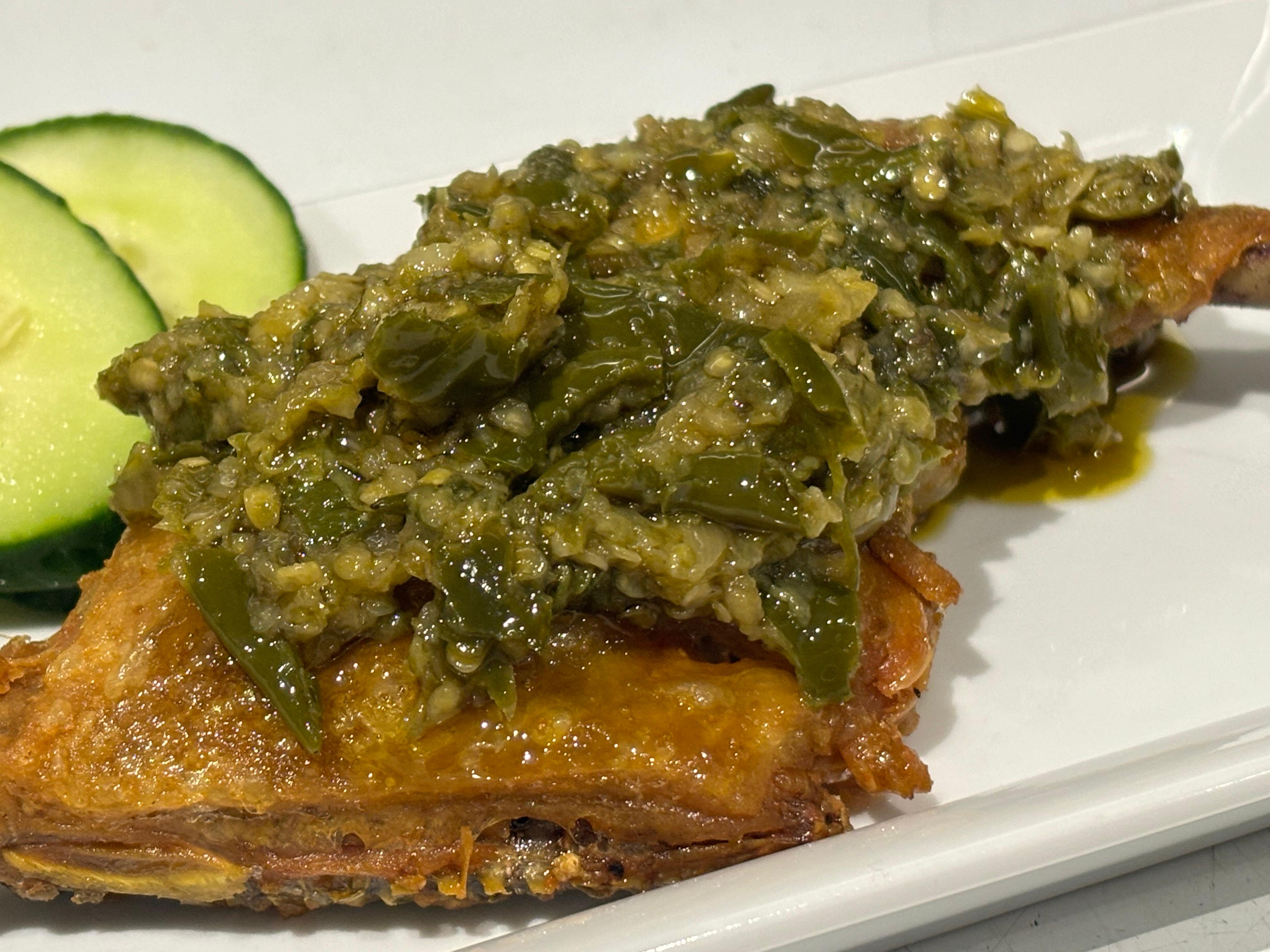 Ayam Penyet Sambal Hijo