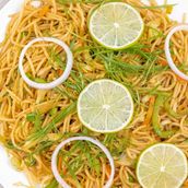 EGG CHOWMEIN NOODLES