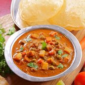 Chappathi with Vegetable Kurma 2 Pieces