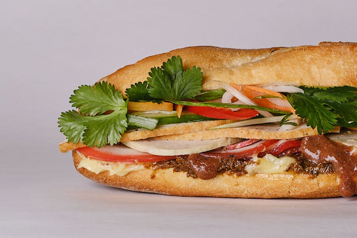 Hoi An Deluxe Banh Mi  ��