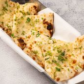 Chilli Cheese Naan