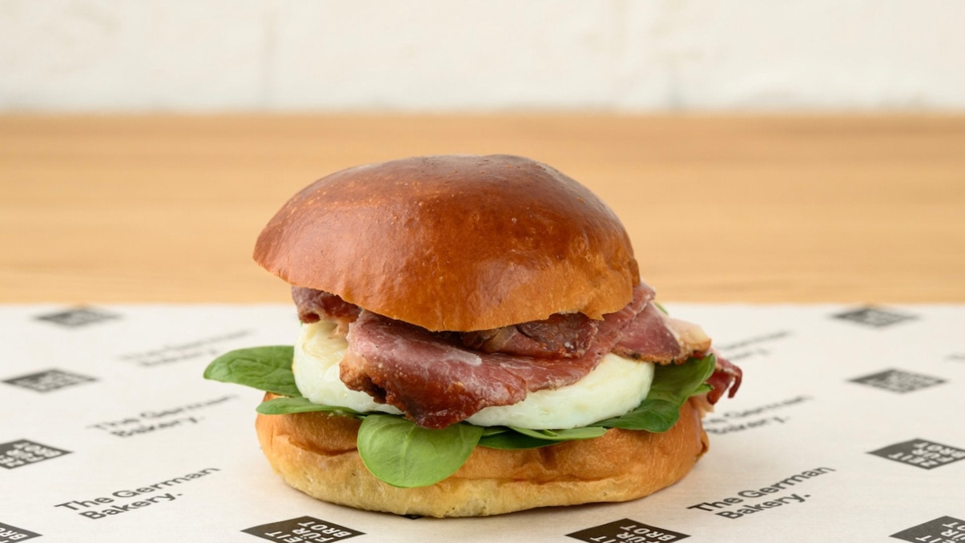 Bacon & Egg Brotchen