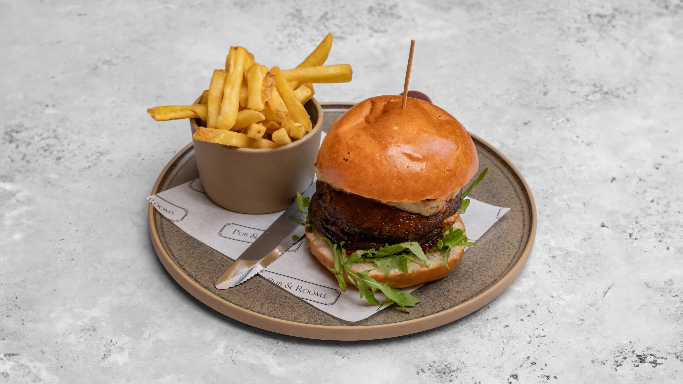 Portobello Mushroom Burger (V)