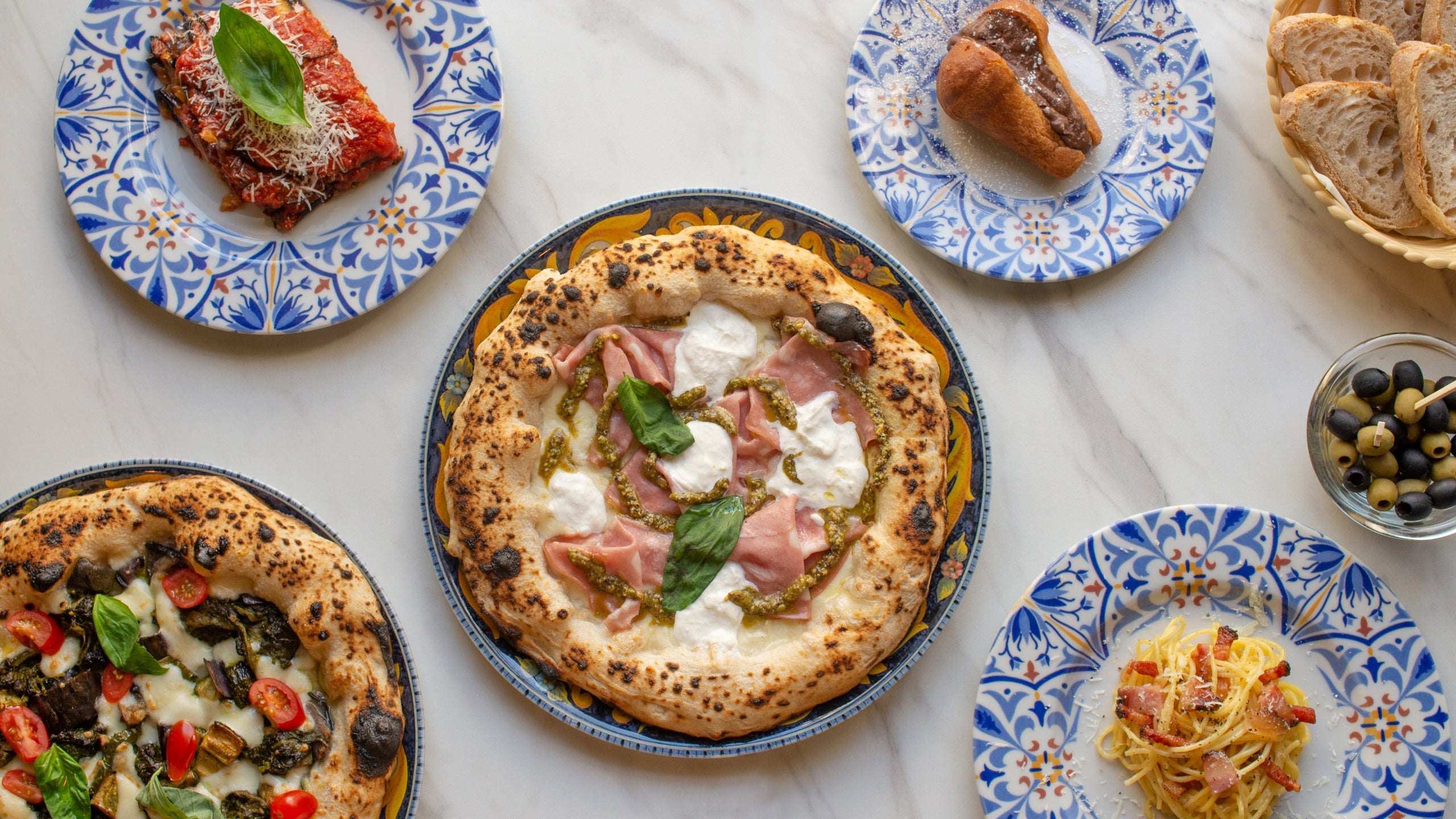 Vasinikó Pizza speaks Neapolitan