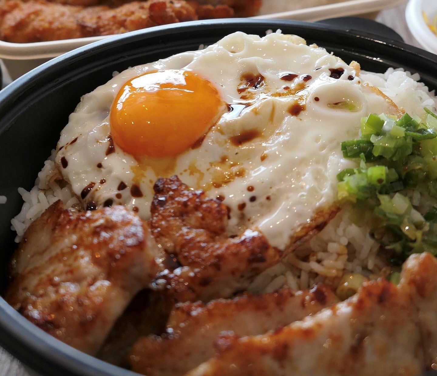 Scallion oil Pork with rice (served with fried egg)