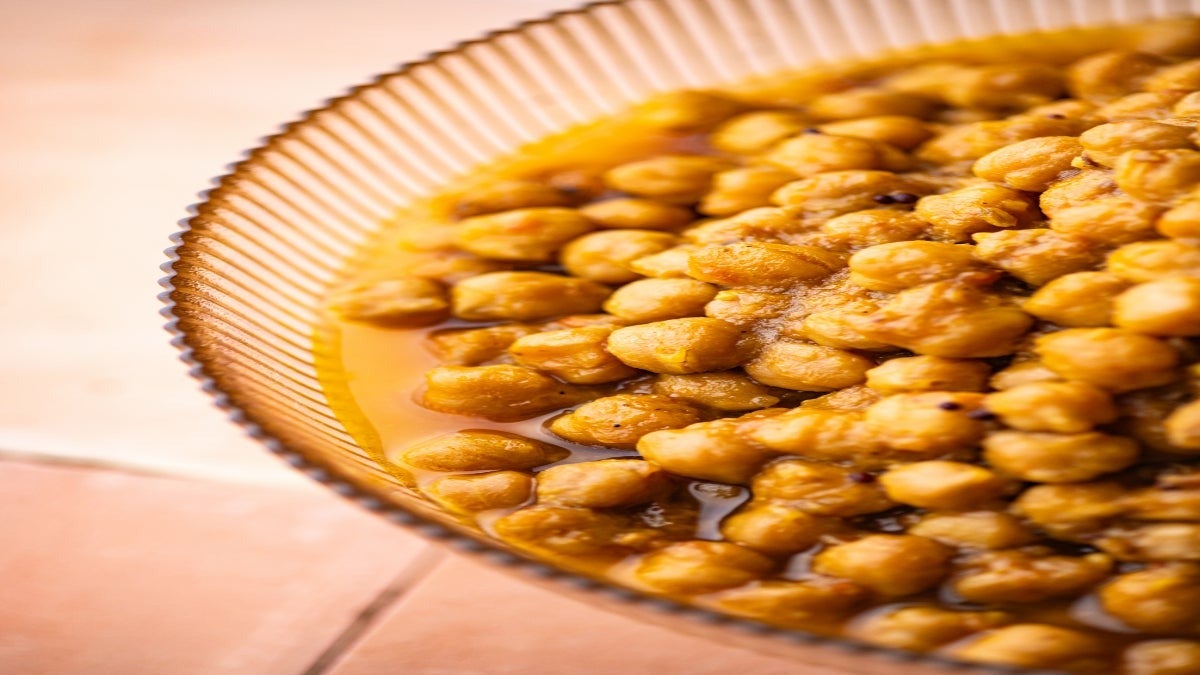 Stewed chickpeas with vadouvan spices