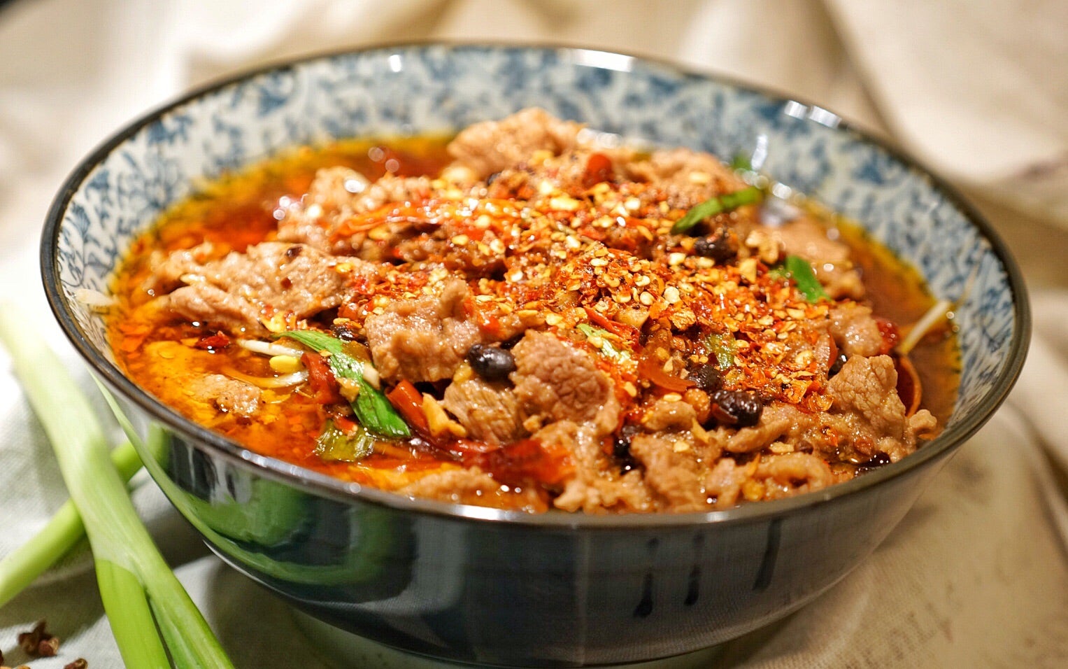 Poached Beef With Hot Chili Oil水煮牛肉