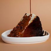 Basque Cheesecake Slice with Chocolate Kunafa Sauce