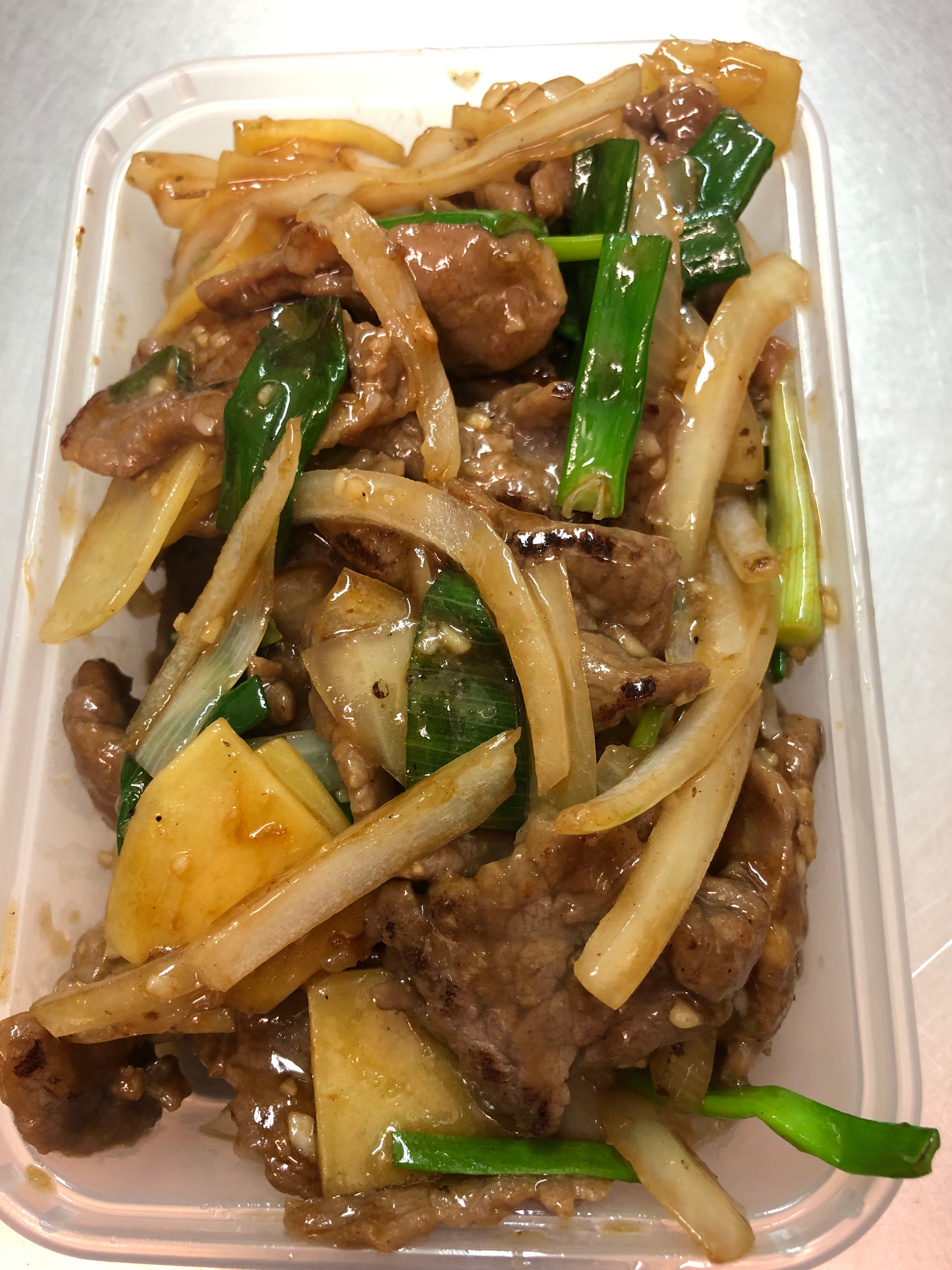 姜冲牛 Beef with Ginger & Spring Onions