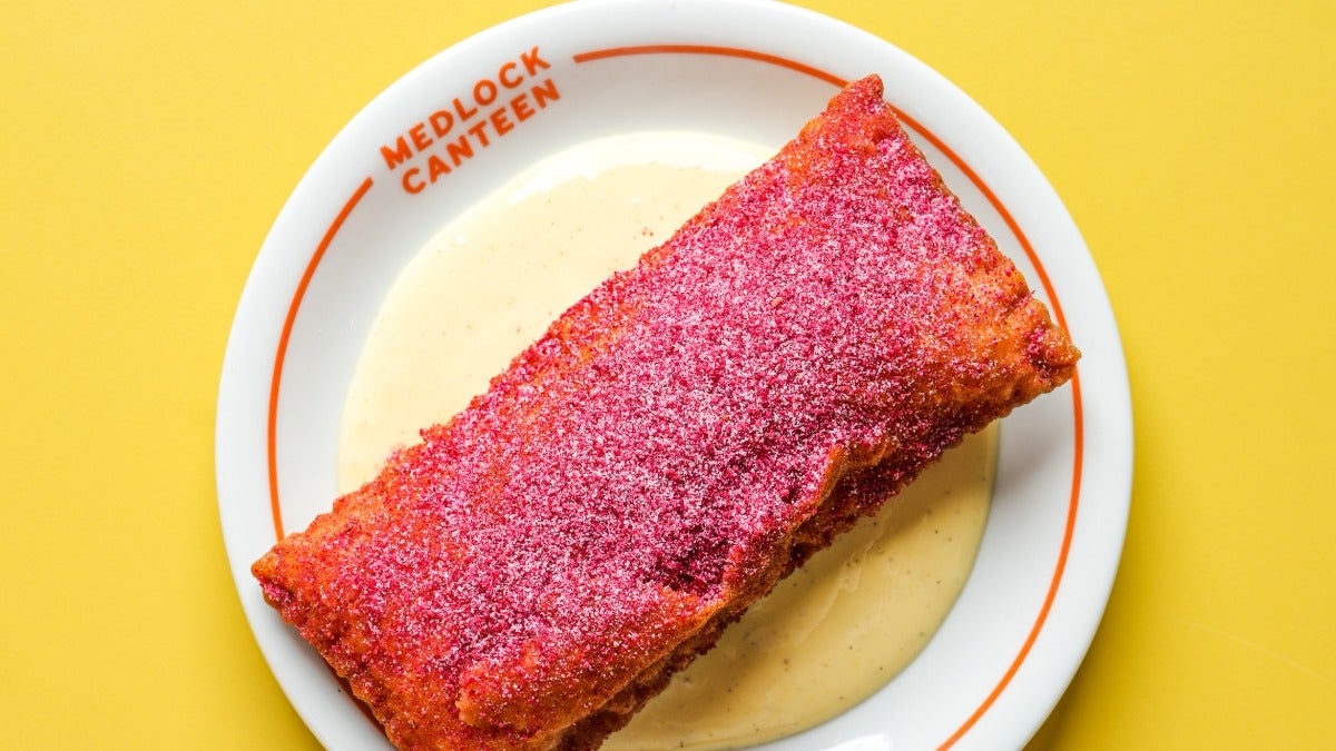 Deep-Fried Rhubarb Pie and Custard