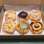 Box of 6pcs Premium Cheesecakes