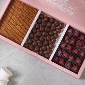 Lotus Bites With Brownie Berry With Oreo Balls 