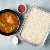 Chicken salona with white rice
