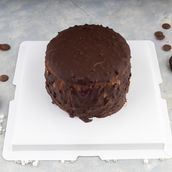 crispy Magnum Chocolate cake