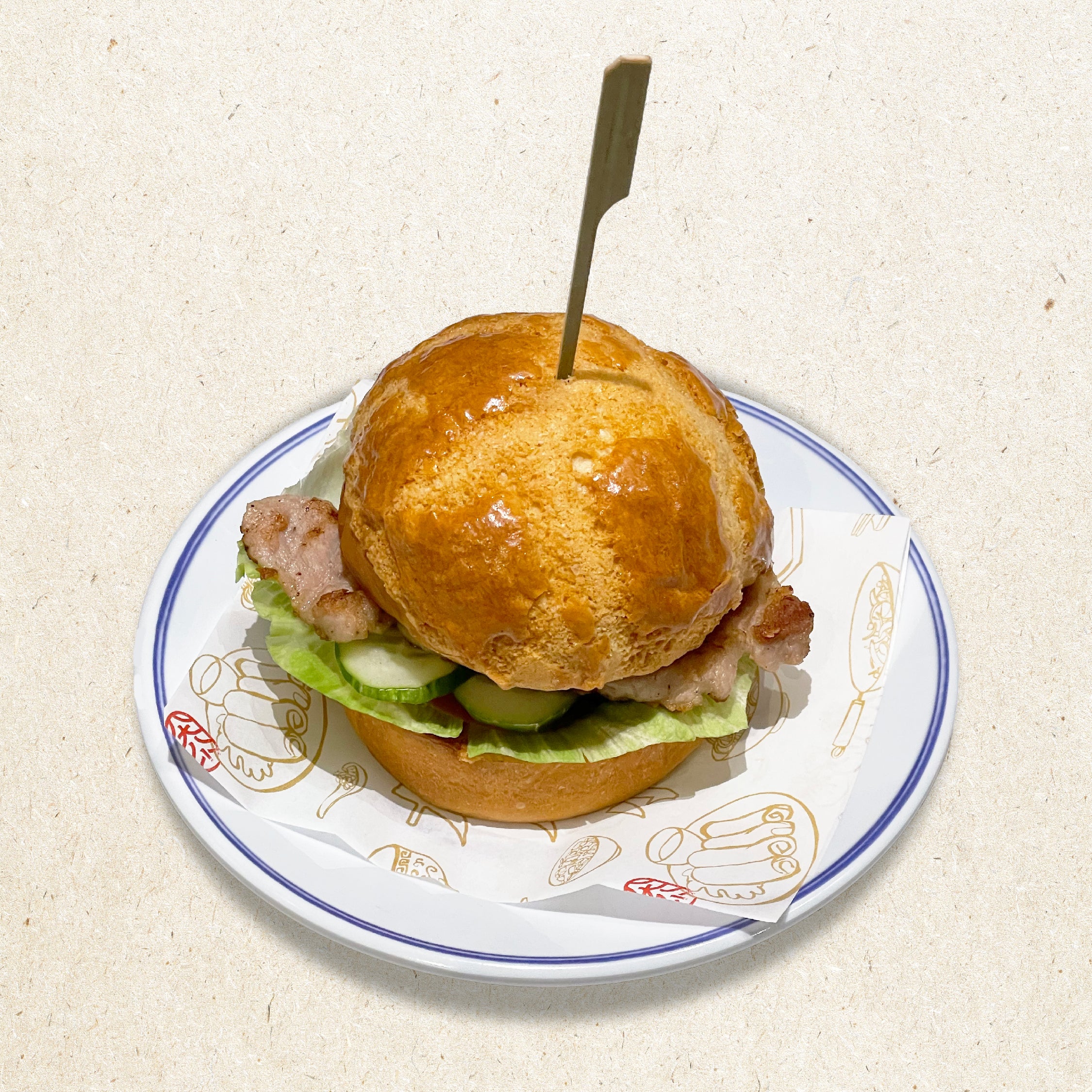 豬扒芝士菠蘿包 Pork Chop Pineapple Bun with Cheese