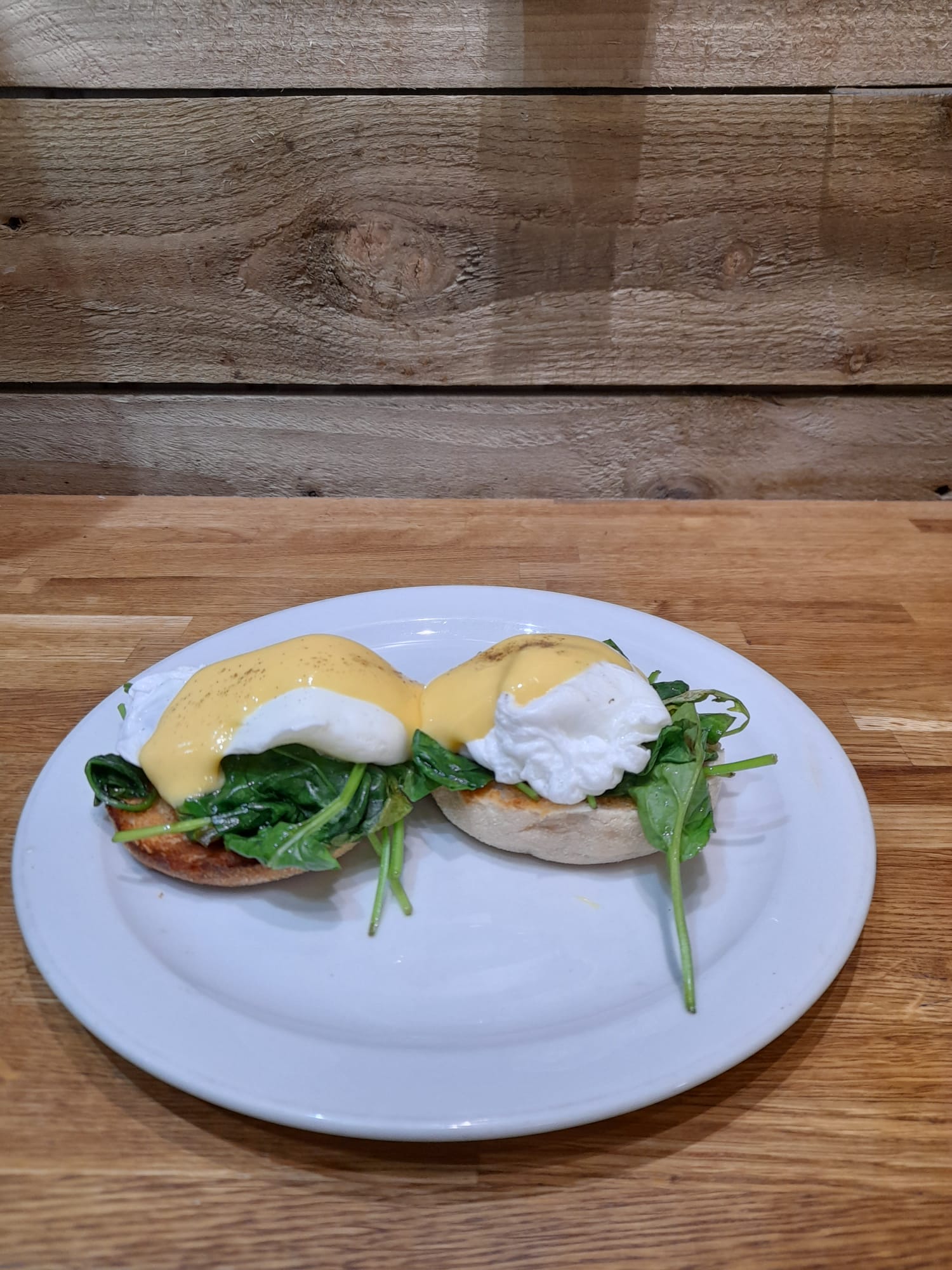 Eggs Florentine with Spinach