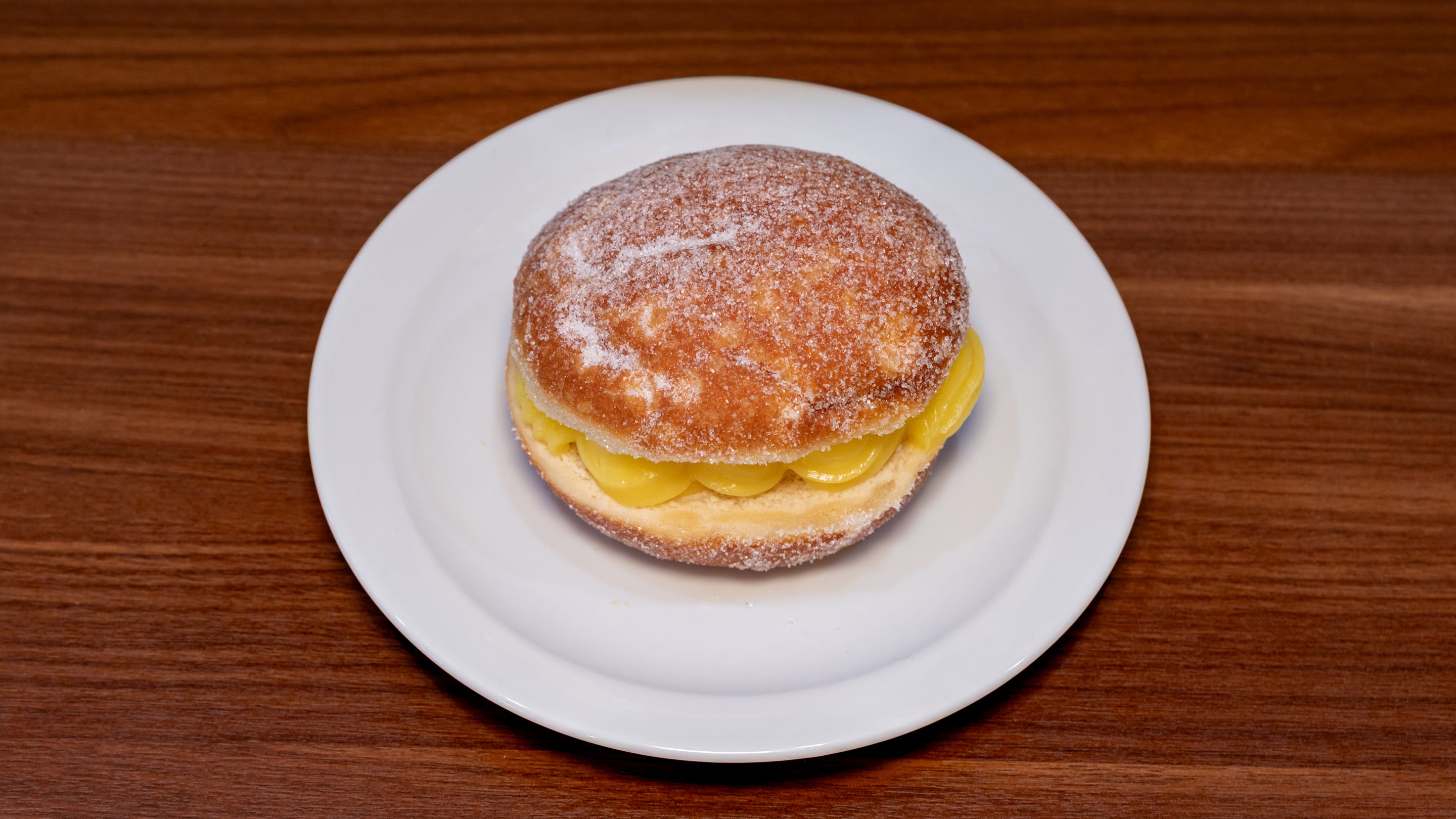 Bola de berlim (the famous portuguese doughnut