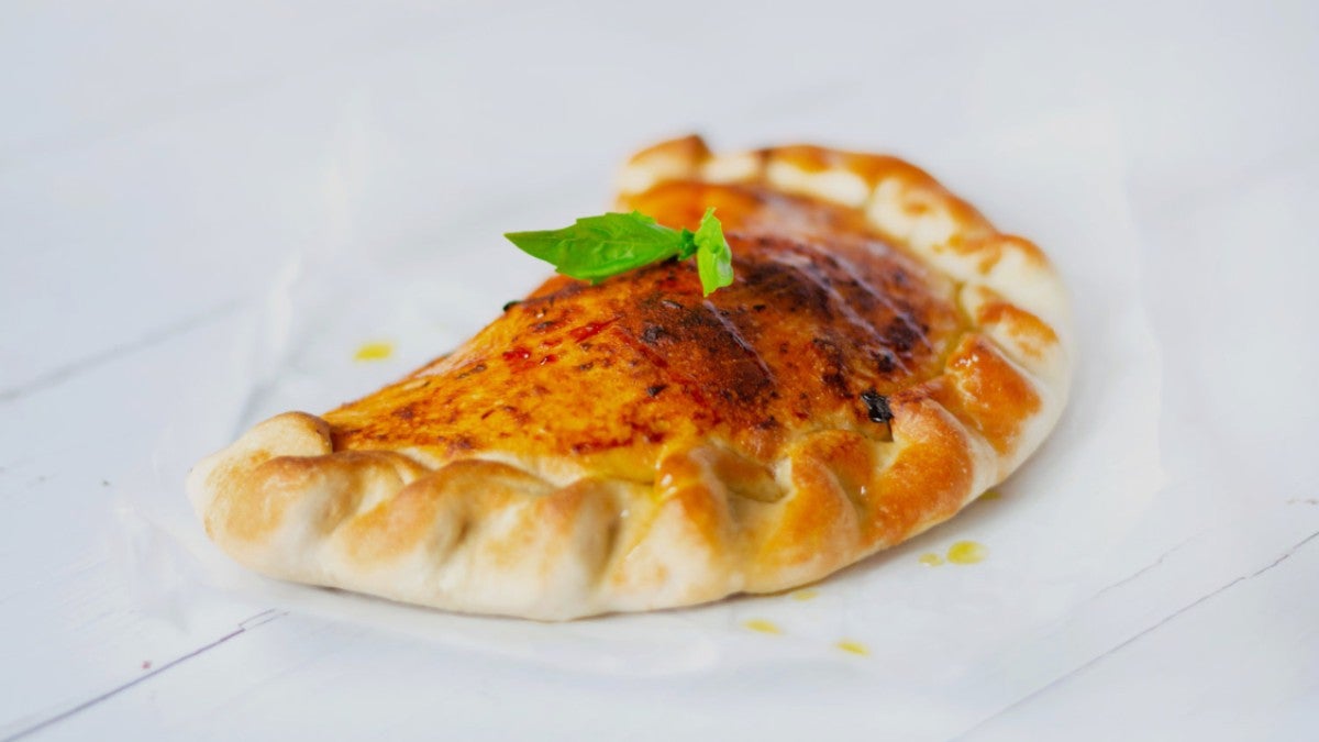 Calzone Prosciutto Crudo & Funghi