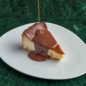 Sansebastian Cake