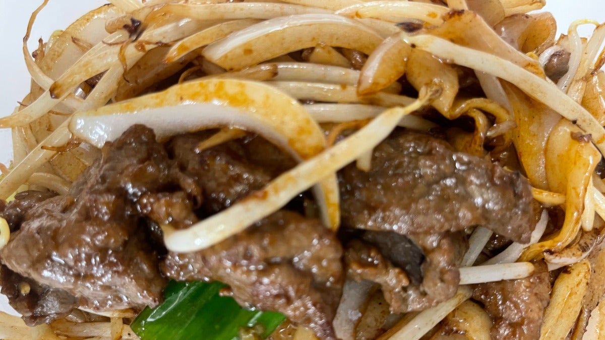 Stir-Fried Beef with Sea Spicy Sauce
