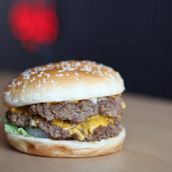 Grilled Beef Burger Regular 