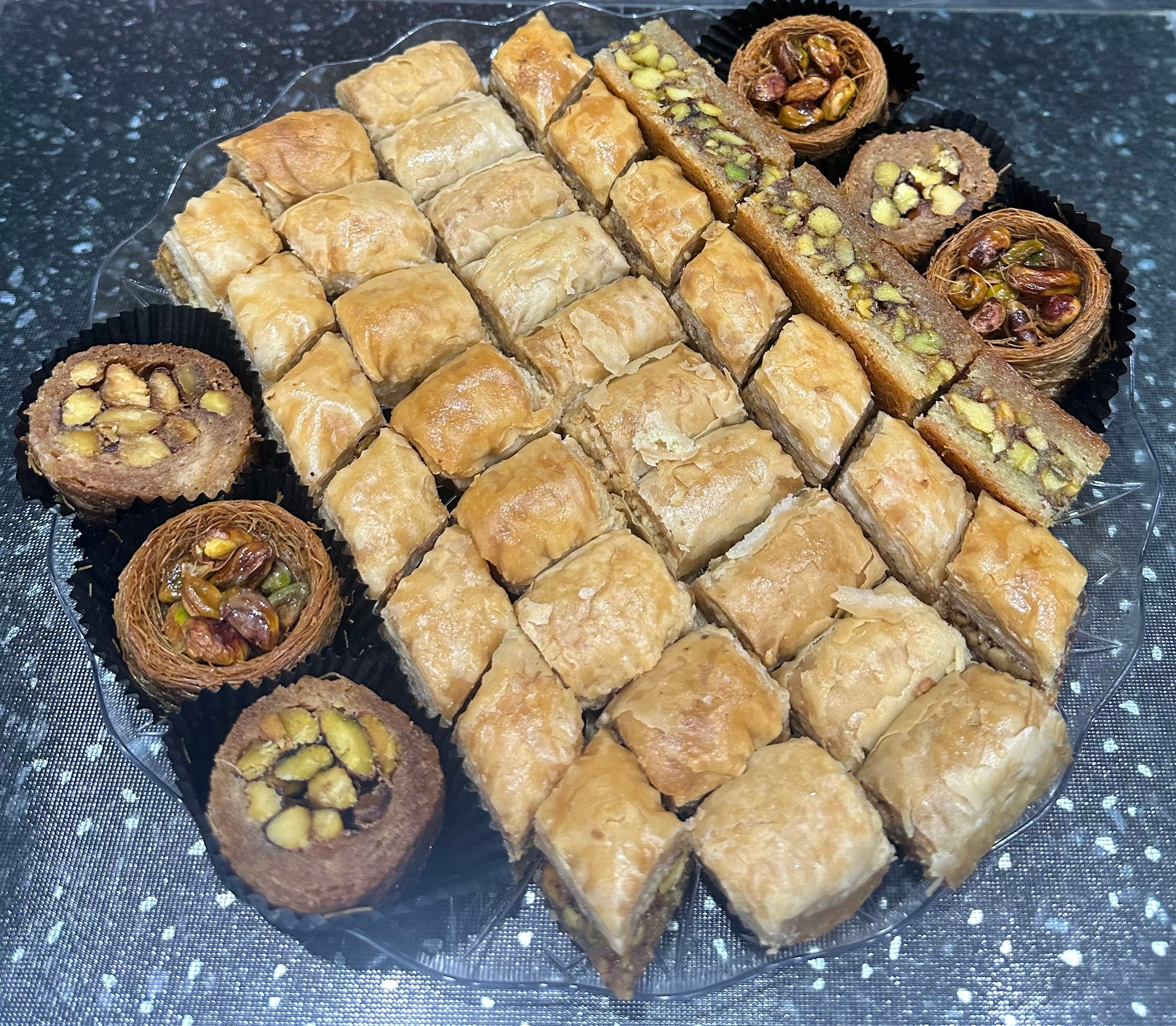 Large Baklava Tray 39 Pieces